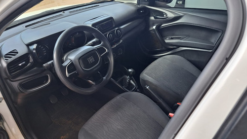 Fiat Cronos 1.0 Flex 4p