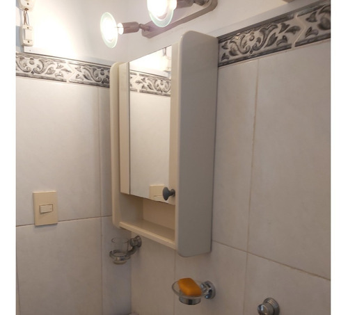 Imagen 10 de 17 de Apartamento Muy Luminoso. Vista Este Y Oeste. Muy Acogedor.gastos Bajos