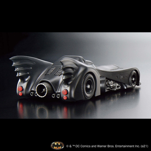 Batman 1989 1/35 Escala Plastic Model Kit Batimobil Bandai (Usado)