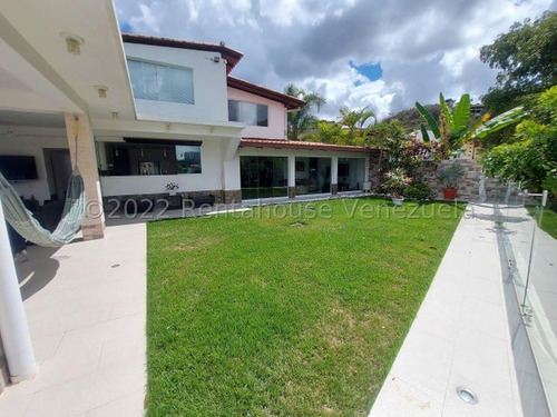 Hermosa Casa-quinta En Venta Ubicada En Calle Cerrada Urb. Santa Paula De 630 M2 De Los Cuales 200 M2 Aproximadamente De Terraza. Mls #23-17099 Francis Zeppieri 10/10