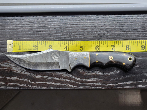 Cuchillo De Caza Acero Damasco Mango Hueso De Toro Color Negro