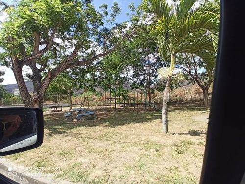 Imagen 16 de 17 de Town House En Venta. Detrás Del Centro Comercial Buenaventura.