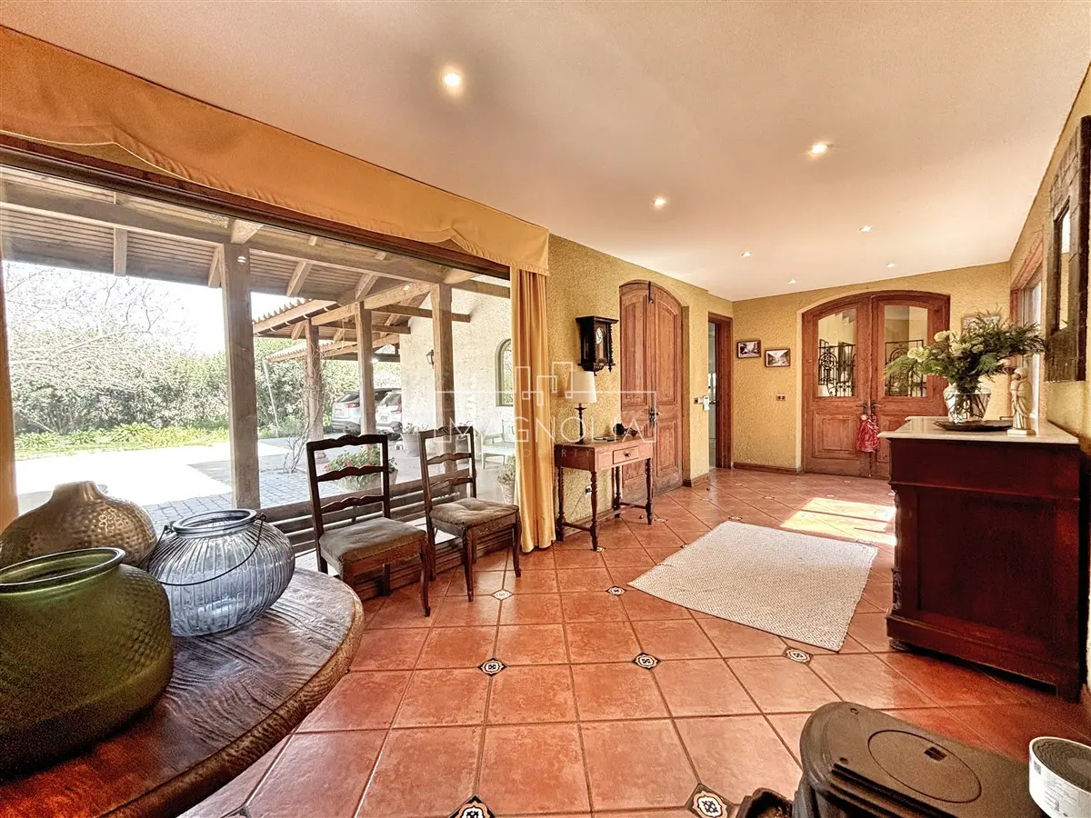 Imagen 4 de 30 de Casa En Venta De 5 Dorm. En Colina