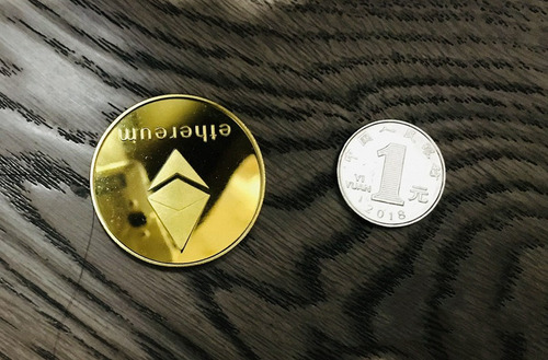 Moneda De Juguete Ethereum De Plata Bitcoin Virtual