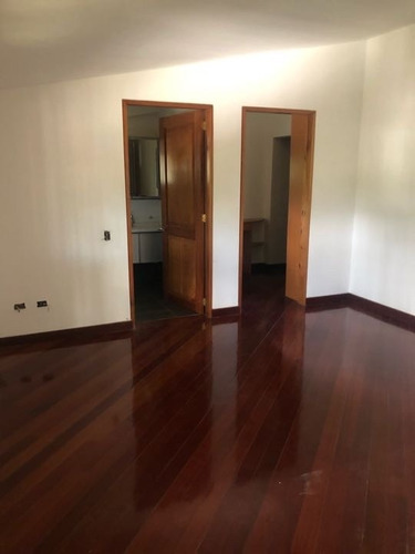 Imagen 26 de 29 de Se Vende Casa 700m2 5h/5b/8p La Lagunita