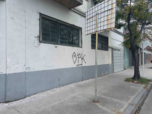 Imagen 1 de 14 de Deposito C/local Esquina En Venta Pompeya-p.chacab
