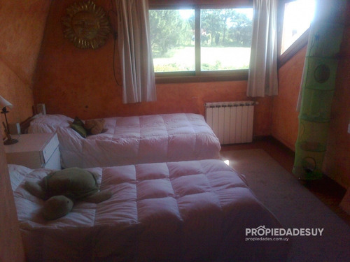 Casa En Venta En Laguna Del Diario!- Ref: 753