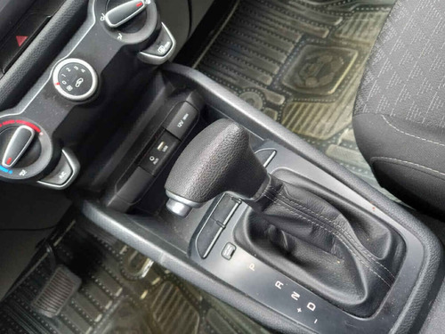 Imagen 7 de 8 de Kia Kia Rio Sedan 2020 4p L, 1.6 L Mpi Tm6, Ve Del. Ba, R-1