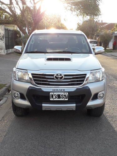 Imagen 8 de 8 de Toyota Hilux 3.0 Cd Srv Cuero I 171cv 4x2 2012
