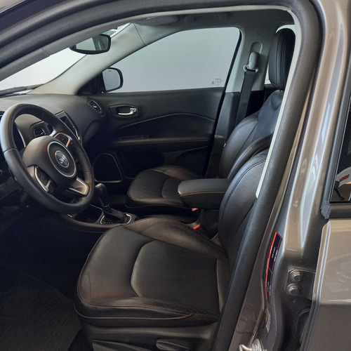 Imagen 11 de 24 de Jeep Compass 2019 2.4 Longitude