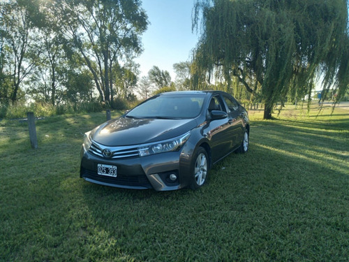 Toyota Corolla Xei Pack 1.8n Cvt Cuero 2015