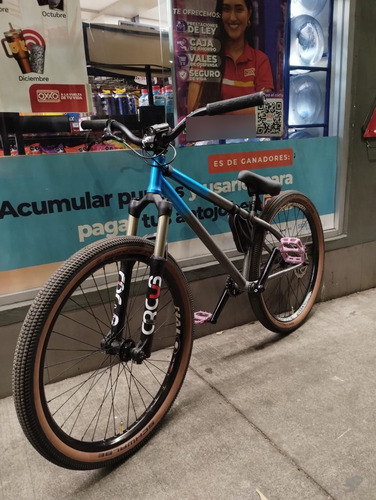 Bicicleta Dirt Jump Mtb Street 26 Octane One Azul 22 " (Usado)