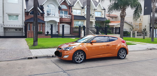 Hyundai Veloster 1.6 6at 130cv