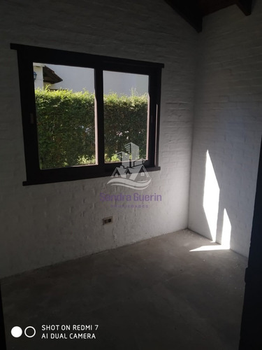 Super Oportunidad Venta Ya , 2 Casas Independientes ,hermosa Casa Cerca De Colegio Pinares Punta Del Este- Ref: 30619