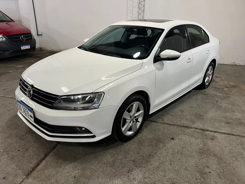 Volkswagen Vento 2.5 Advance Plus 170cv