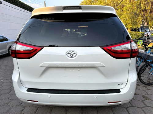 Toyota Sienna 3.5 Xle Piel At