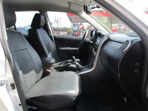 Suzuki Grand Vitara 4x2 2400cc Mt Aa