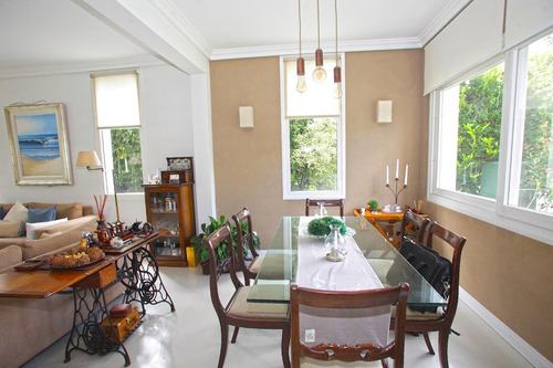 Hermosa Casa En Barrio Greenlands En Venta