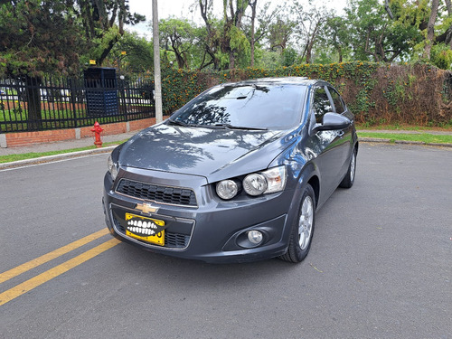 Chevrolet Sonic 1.6 Lt 4 p