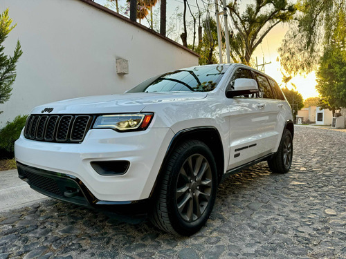 Jeep Grand Cherokee 3.6 Edición 75 Aniversario 4x2 Mt