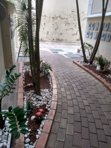 Imagem 2 de 20 de Itapoã. Apartamento 2 Quartos. 1 Vaga Livre E Demarcada. Pronto Para Morar - 1897