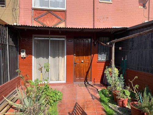 Casa En Venta De 3 Dorm. Villa Ramon Venegas Pte Alto