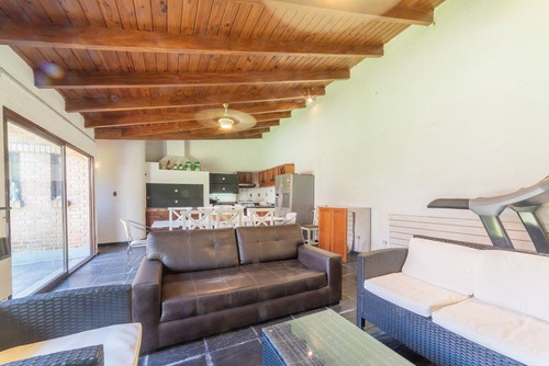 Casa En Venta En Guadalupe