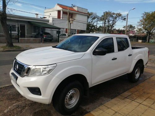 Nissan Np300 Frontier 2.5 Se Doble Cabina