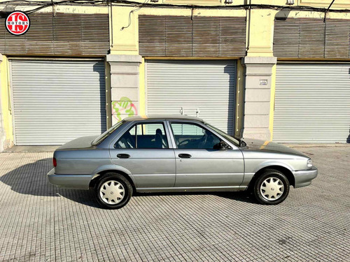 Imagen 3 de 11 de Nissan Sentra B13