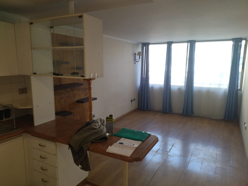 Arriendo 1 Dorm Metro Bustamante