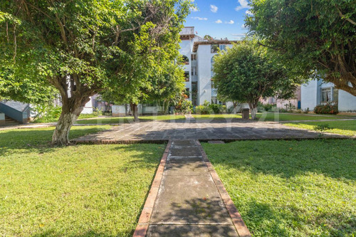 Departamento En Venta En Villa Hamburgo, Versalles, Puerto Vallarta