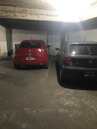 Imagen 5 de 5 de Venta De Cochera Cubierta Centro De Caseros