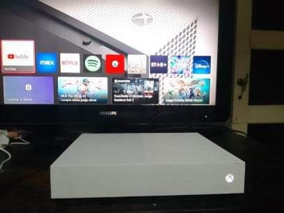 Xbox One S