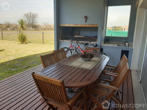 Excelente Casa En Haras Santa Maria, El Molino Norte