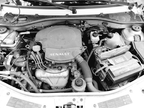 Imagem 10 de 13 de Renault Logan 2009 1.6 Expression Hi-torque 4p