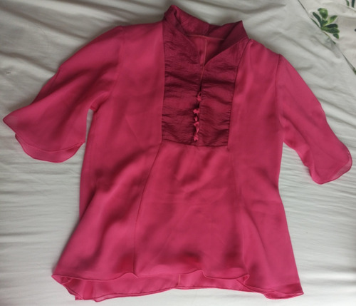 Blusa Fucsia Con Hlmblusa Fucsia Con Hombreras