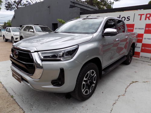 Toyota Hilux 2.8 Cd Srx 177cv 4x4 At