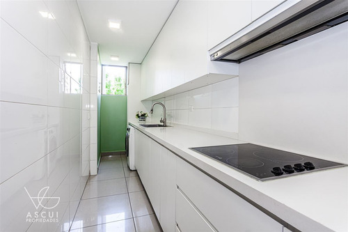 Departamento En Venta De 2 Dorm. En Lo Barnechea