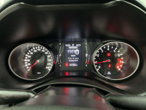 Imagem 11 de 14 de Fiat Toro Freedom 1.8 At6 4x2 (flex)