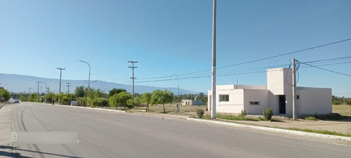 Casa Nueva A Estrenar 115 Mts2, Novedoso Diseño, En La Mejor Zona De San Pedro, Traslasierra, Apto Crédito Bancor, Bancon, Procrear, O Hipoteca Del Propietario, Vestidor En Suite, Lavadero, Cocheras..