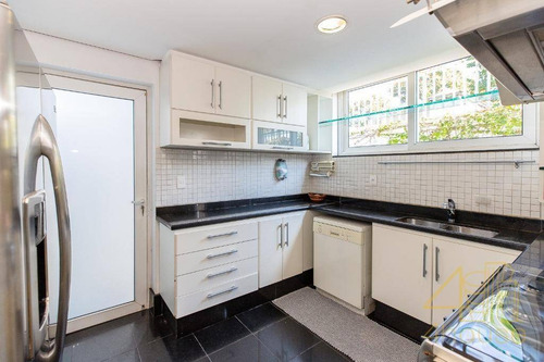 Imagem 12 de 30 de Casa Mobiliada À Venda Na Avenida Itacira. 411 M²,piscina, Área Gourmet, 4 Dormitórios, 2 Suítes E 3 Vagas. Alto Padrão E Fino Acabamento.moema Índios - Ca0560