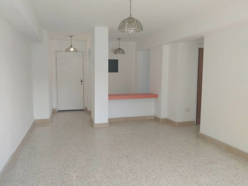 Imagen 10 de 14 de Apto Tipo Estudio Edif Riga Los Nuevos Teques