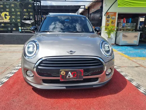 Mini Cooper 1.5 AT TURBO