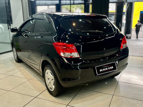 Chevrolet Onix HATCH LT 1.0 8V FlexPower 5p Mec.