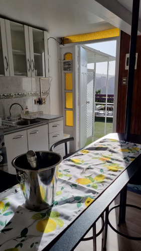 Se Vende Casa Con 2 Cabañas Ubicada En Sector Miraflores