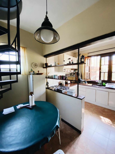 Imagen 13 de 23 de Venta Casa 5 Ambientes En La Horqueta Con Jardín, Pileta Y Cochera