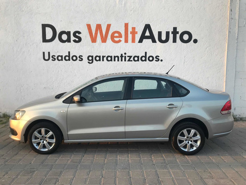 Imagen 4 de 10 de Volkswagen Vento 2014 1.6 Active Mt