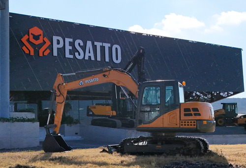 2024 Mini Excavadora Nueva Pesatto E90c Con Kit Hid