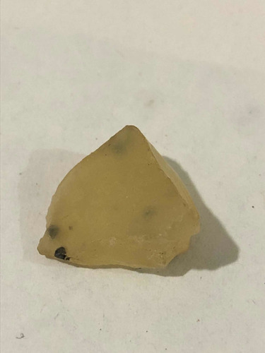 Ópalo Etíope 6,85 Cts Áspero Natural Certificado Amarillo