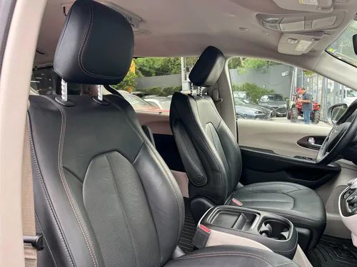 Chrysler Pacifica Limited 2018